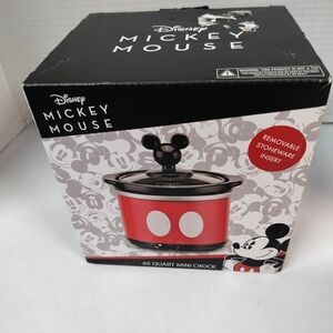 Disney Mickey Mouse .65 Quart Mini Crock Pot with Removable Stoneware, New